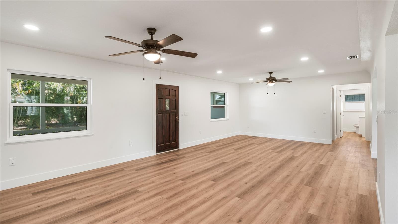 Single Family Residence at 4725 DEL RIO WAY S, GULFPORT, photo 11 of 53