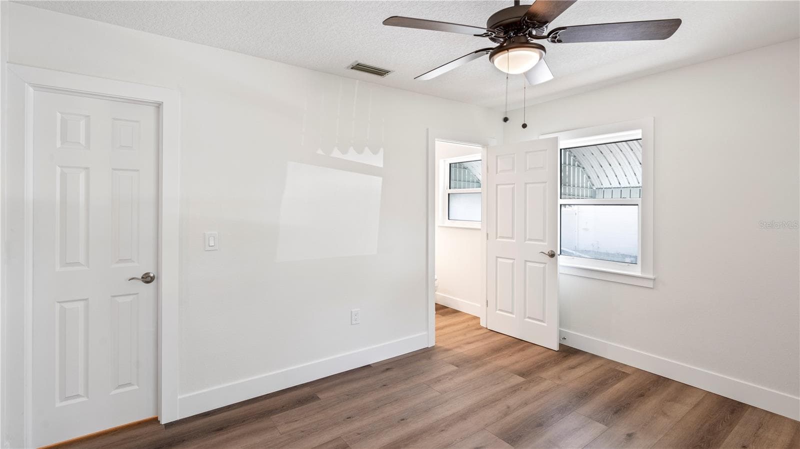 Single Family Residence at 4725 DEL RIO WAY S, GULFPORT, photo 23 of 53