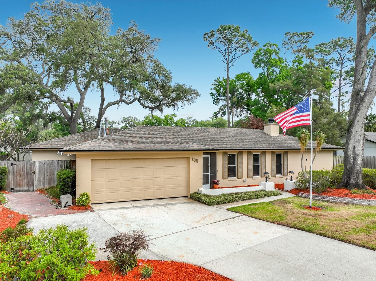 Single Family Residence at 105 CEDAR OAK TRL, LONGWOOD, photo 2 of 82