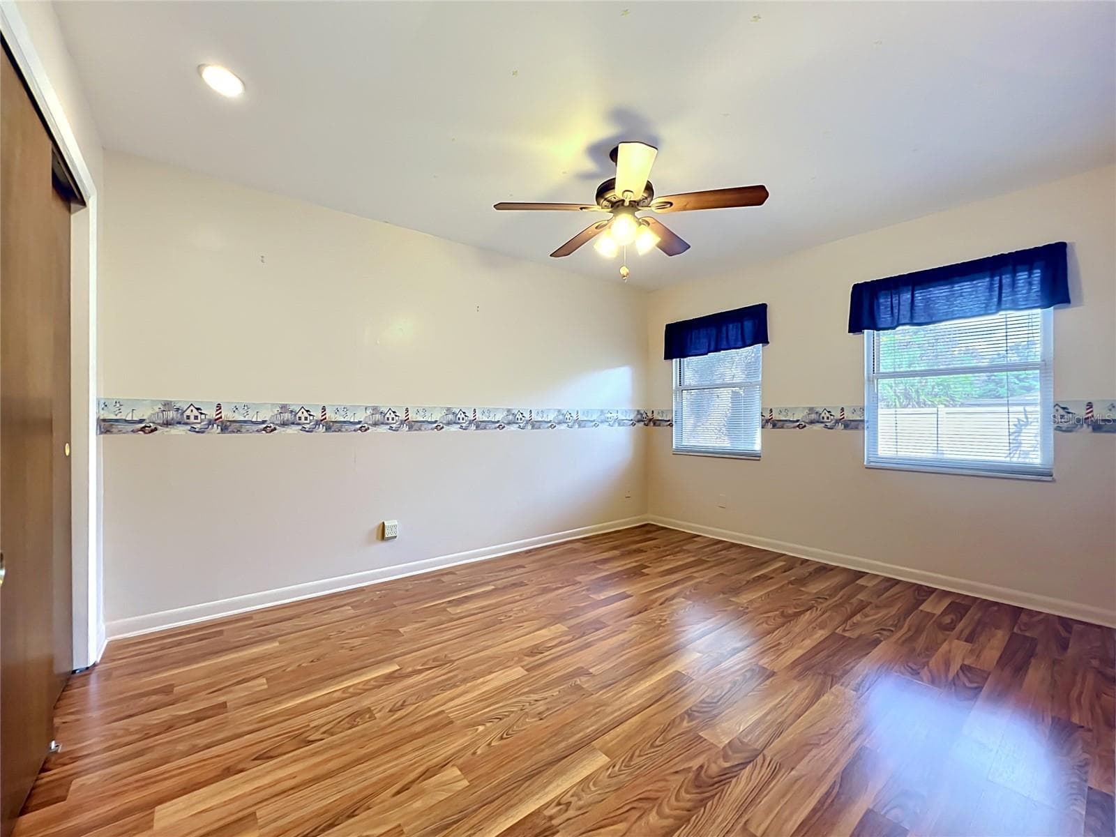 Spacious bedroom 2 - 105 CEDAR OAK TRL, LONGWOOD