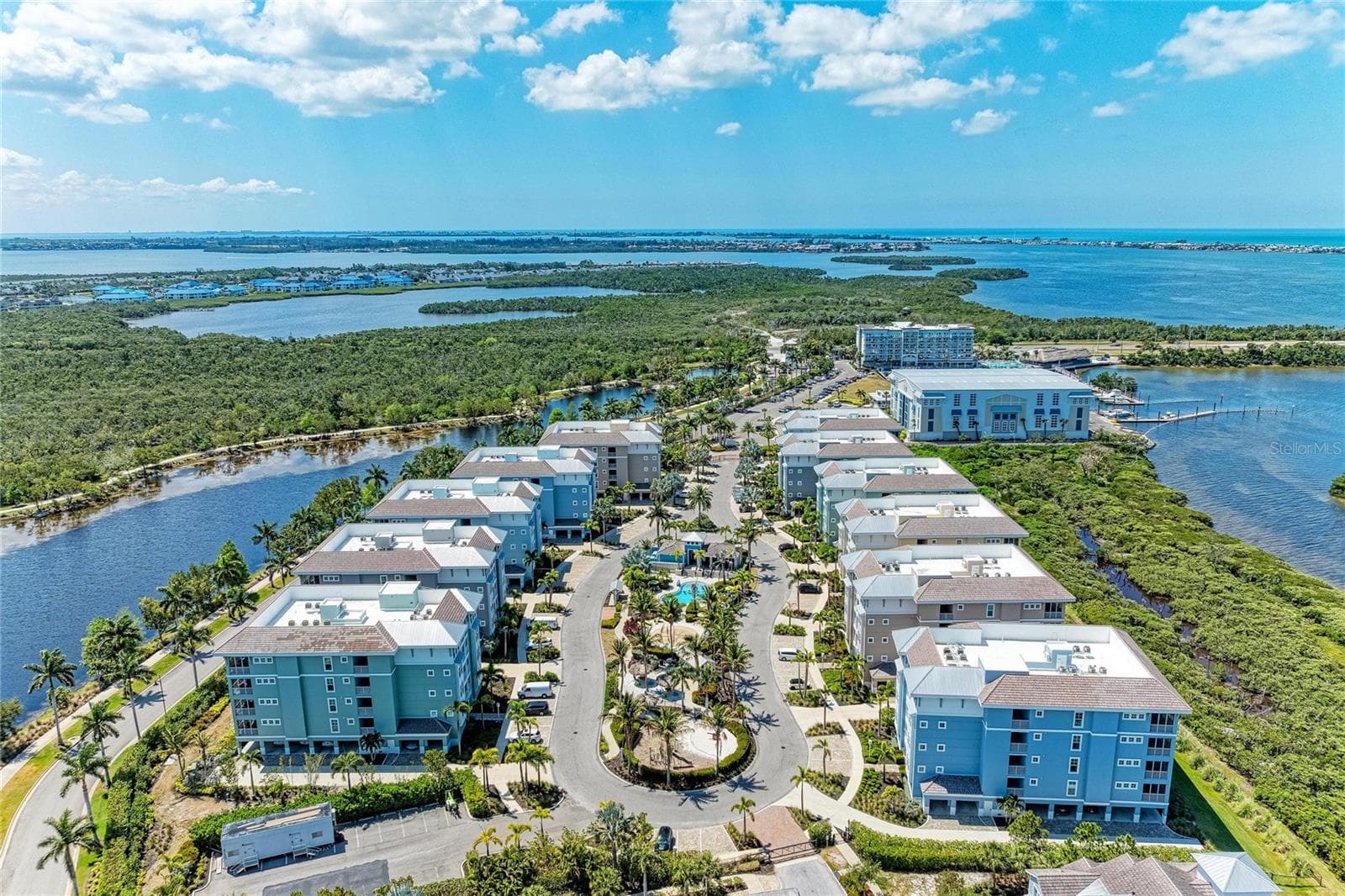 Condominium at 395 ARUBA CIR #402, BRADENTON, photo 4 of 100