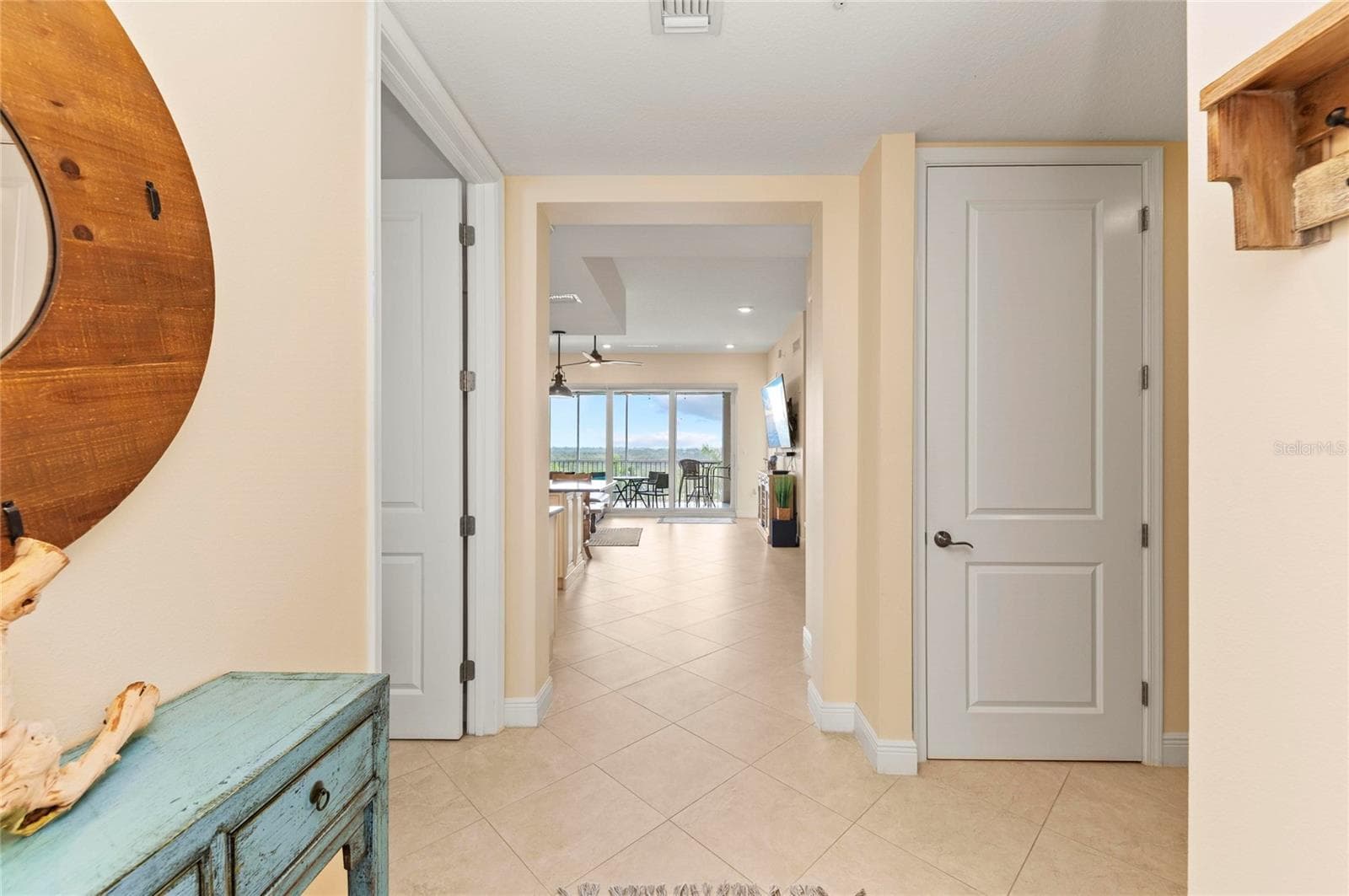 Condominium at 395 ARUBA CIR #402, BRADENTON, photo 8 of 100