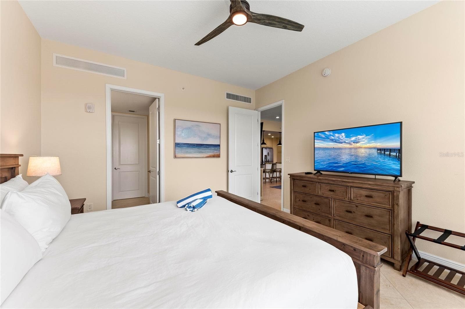 Condominium at 395 ARUBA CIR #402, BRADENTON, photo 22 of 100