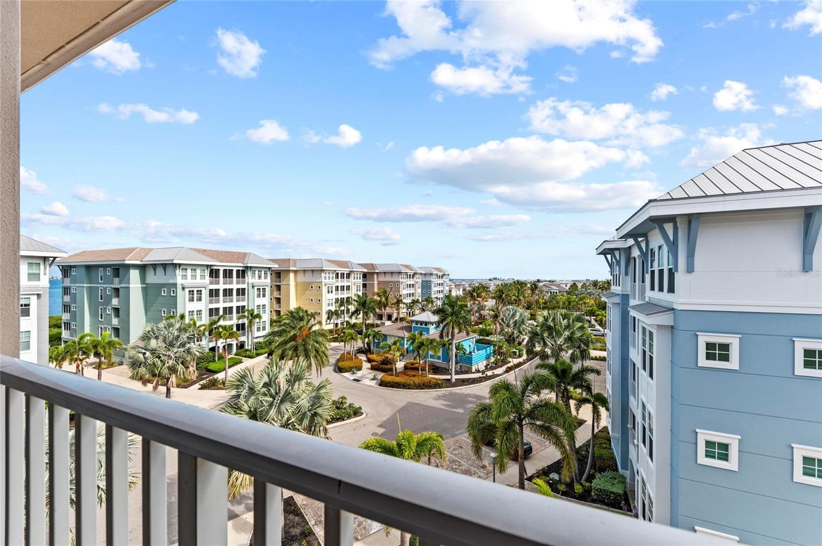 Condominium at 395 ARUBA CIR #402, BRADENTON, photo 36 of 100