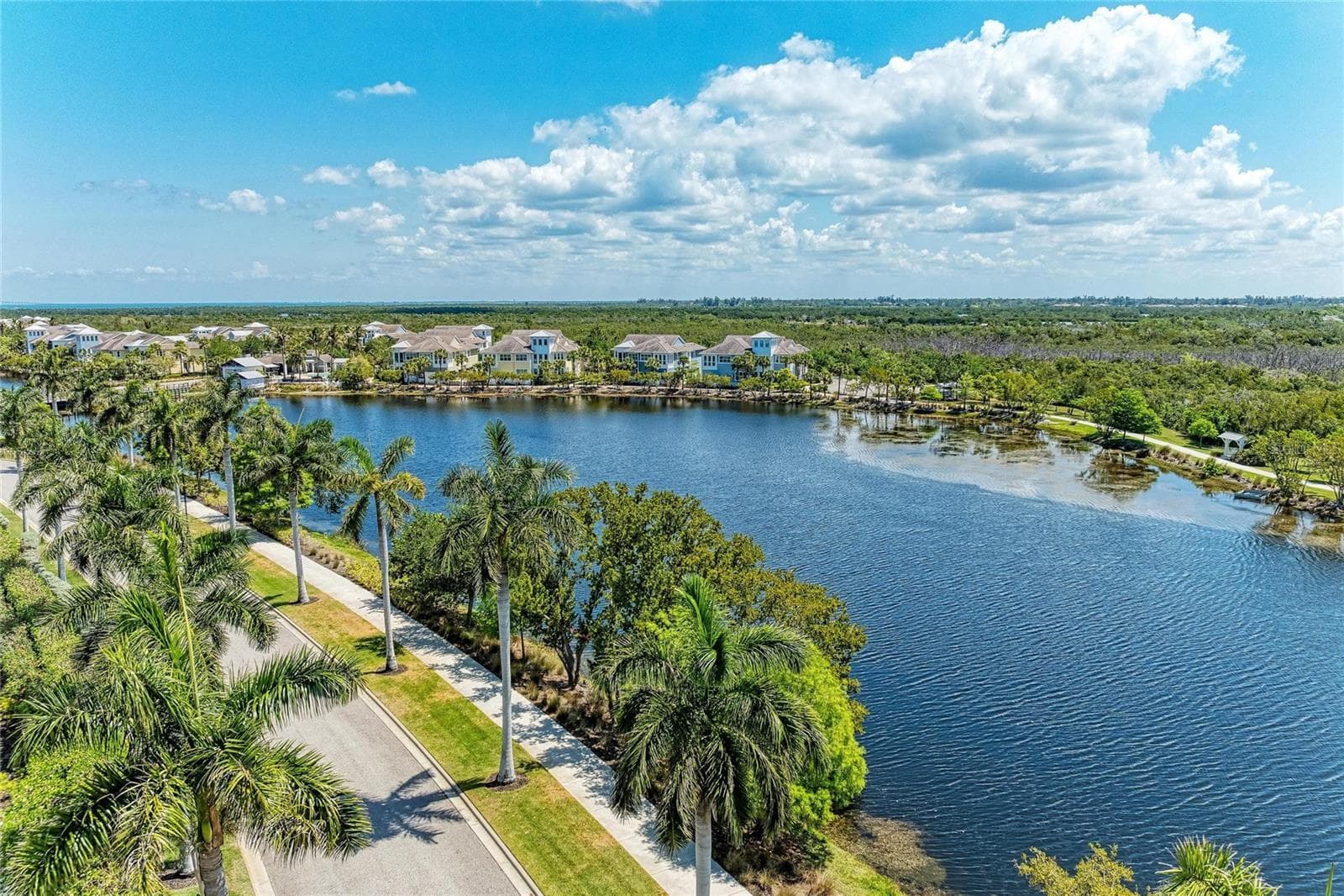 Condominium at 395 ARUBA CIR #402, BRADENTON, photo 42 of 100