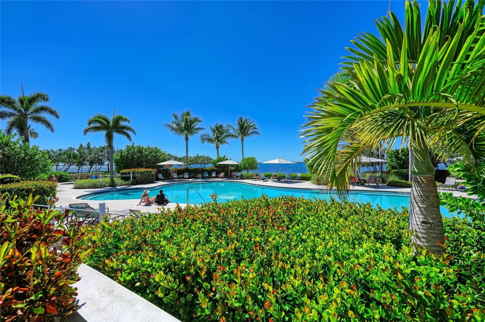 Condominium at 395 ARUBA CIR #402, BRADENTON, photo 66 of 100