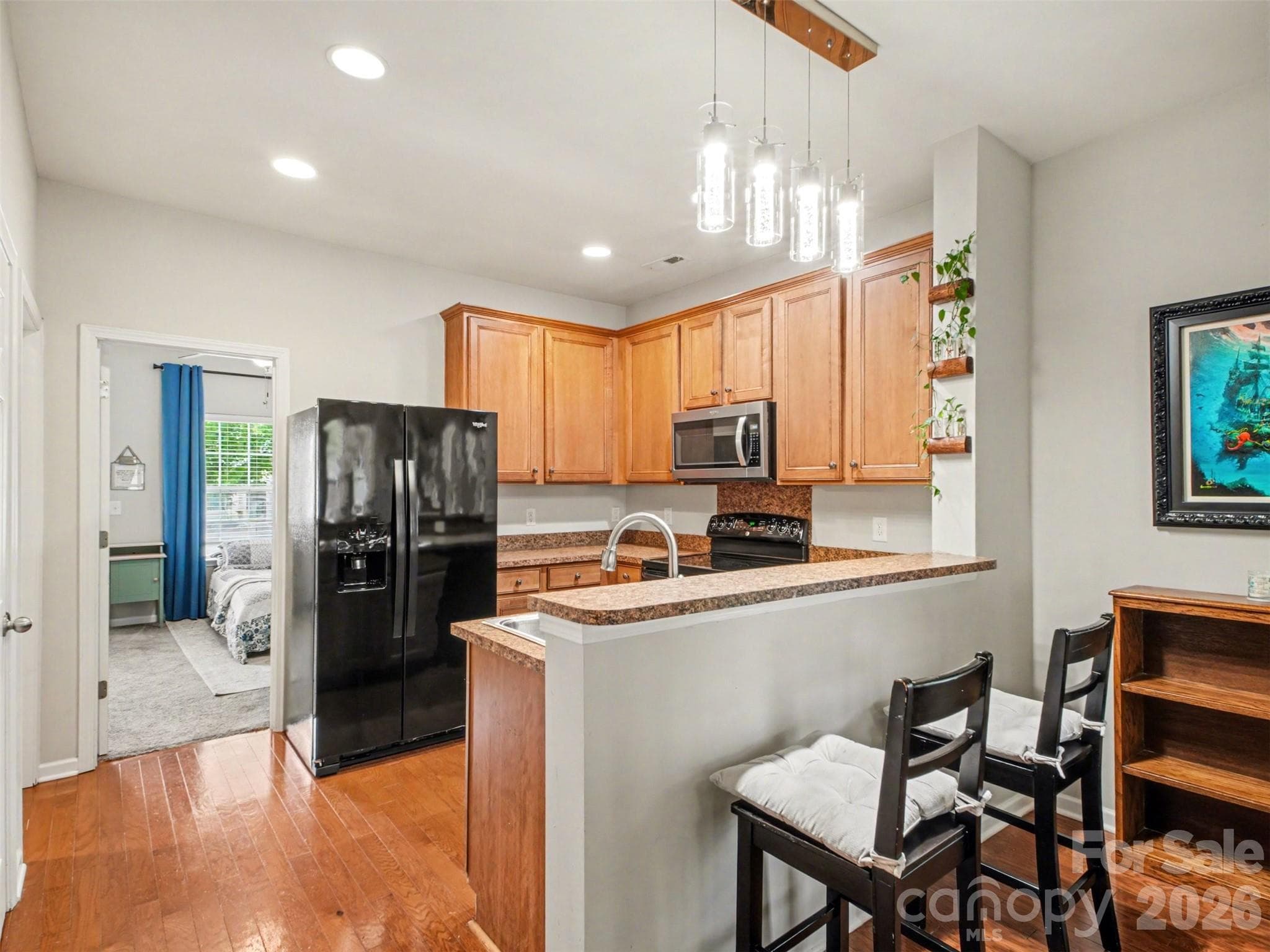 Kitchen breakfast bar - 9639 Turning Wheel Drive, Charlotte