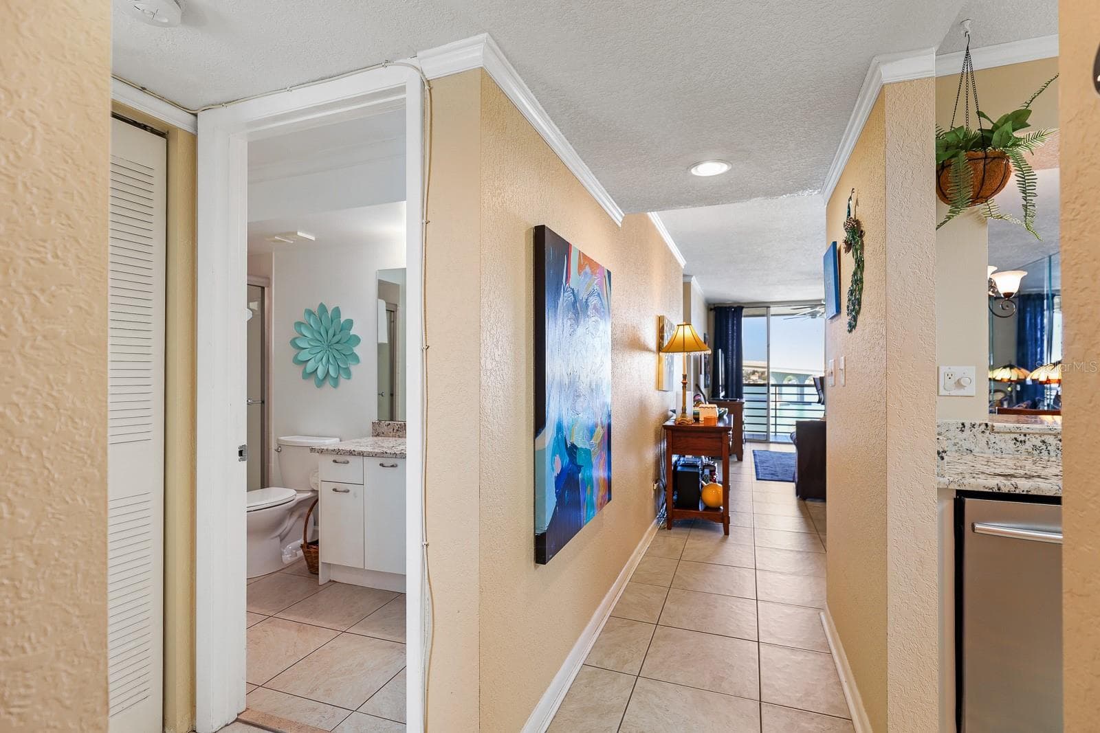 Condominium at 5901 BAHIA DEL MAR CIR #521, ST PETERSBURG, photo 18 of 58