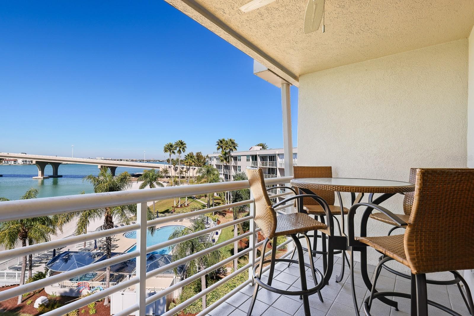 Condominium at 5901 BAHIA DEL MAR CIR #521, ST PETERSBURG, photo 32 of 58
