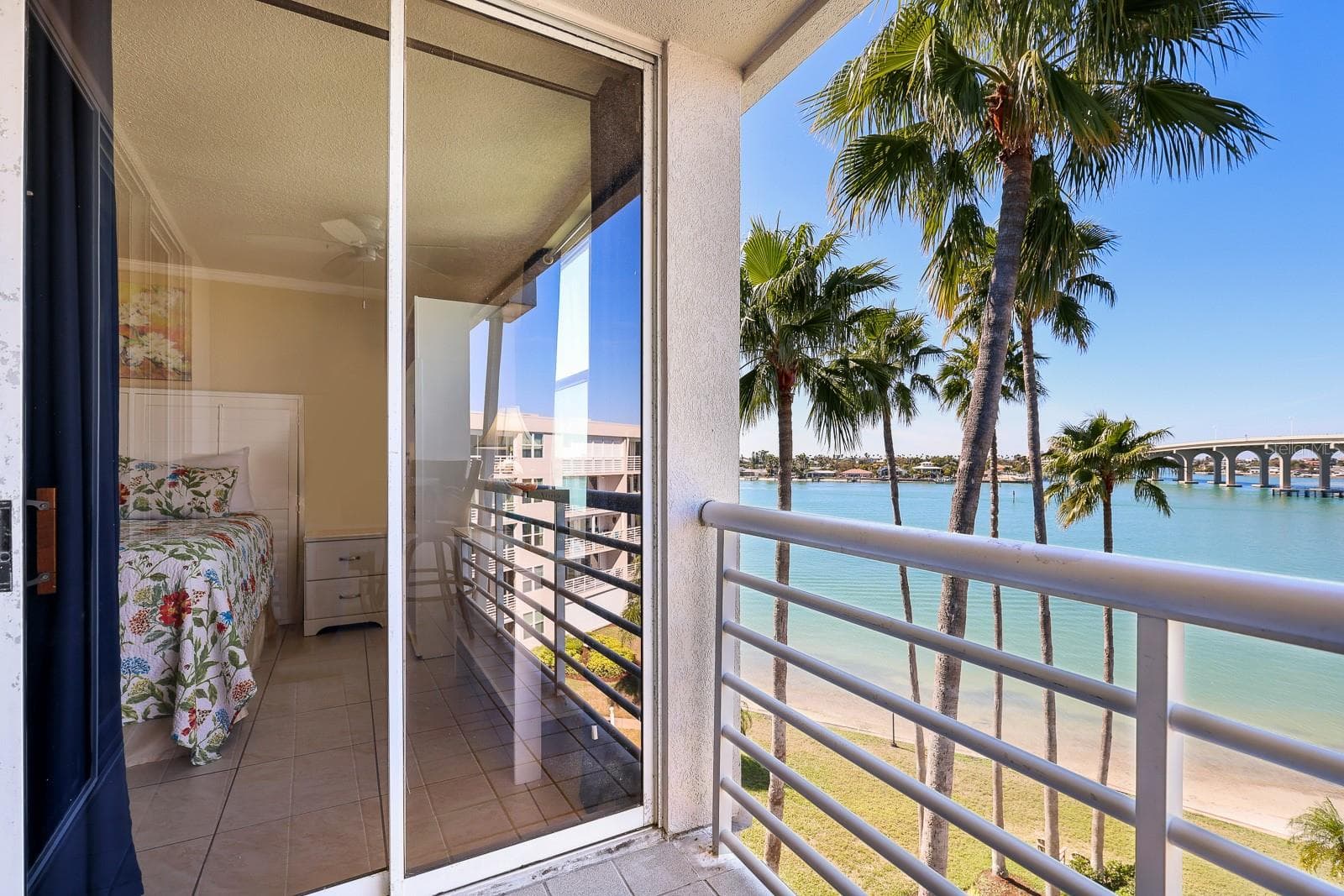 Condominium at 5901 BAHIA DEL MAR CIR #521, ST PETERSBURG, photo 34 of 58