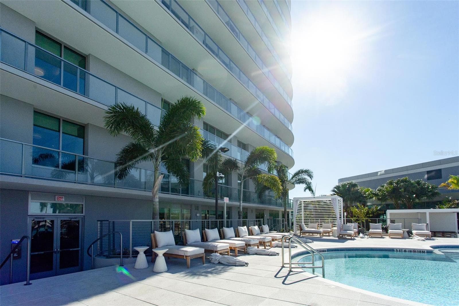 Condominium at 400 CENTRAL AVE #1003, ST PETERSBURG, photo 24 of 50