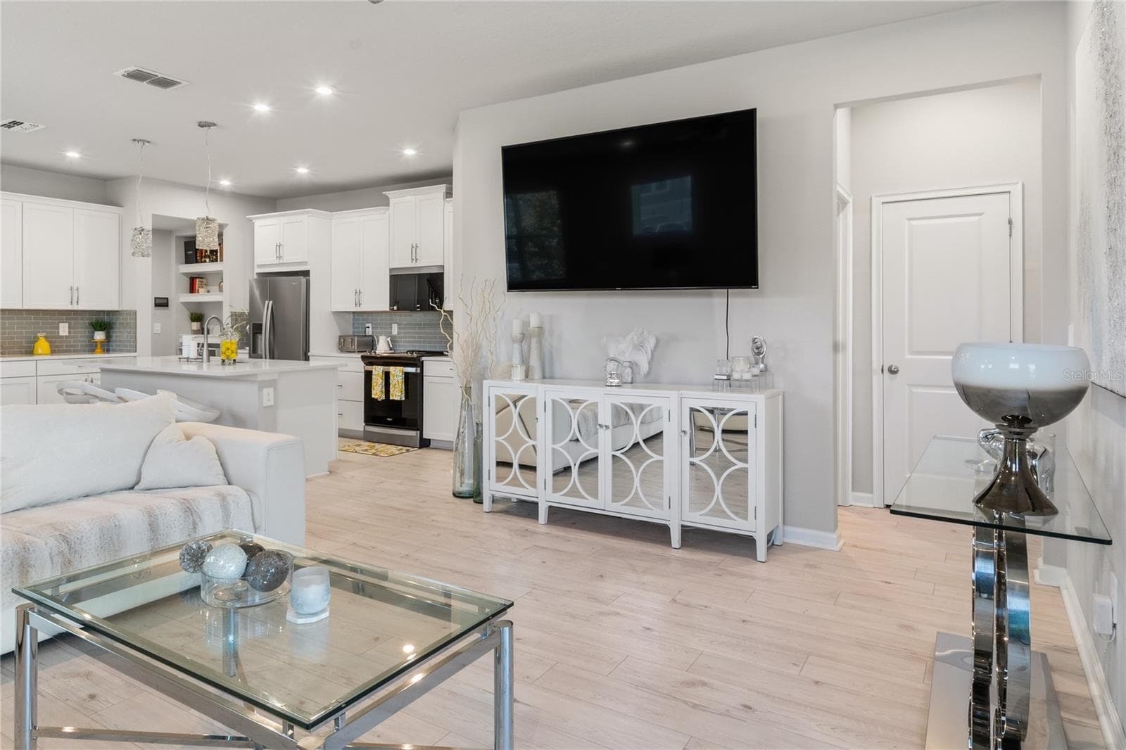 Livingroom - 4062 CLOUD HOPPER WAY, LUTZ