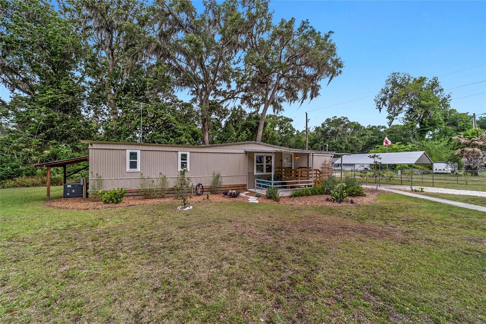 Manufactured Home at 3460 SE 131ST PL, BELLEVIEW, photo 6 of 81
