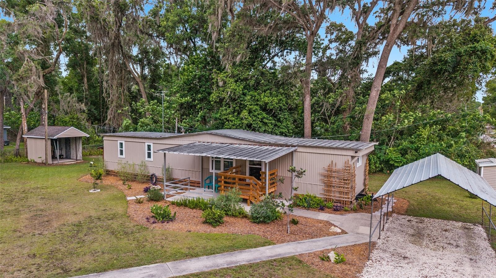 Manufactured Home at 3460 SE 131ST PL, BELLEVIEW, photo 9 of 81