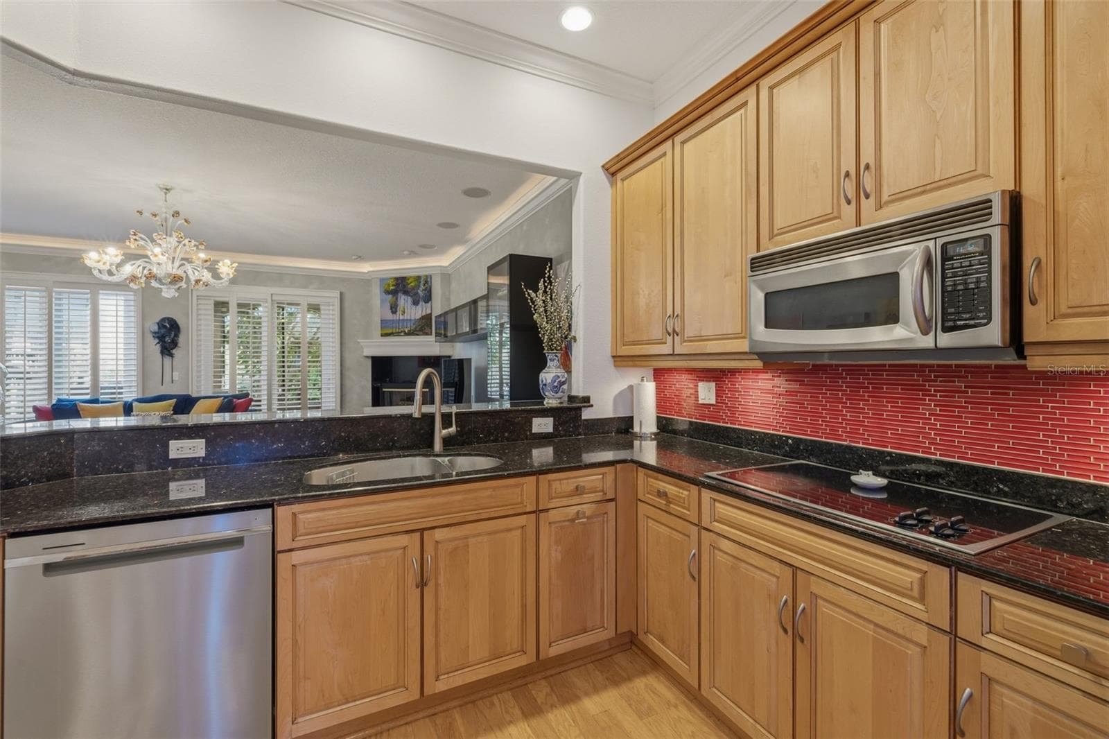 Townhouse at 615 SAXONY BLVD, ST PETERSBURG, photo 15 of 78