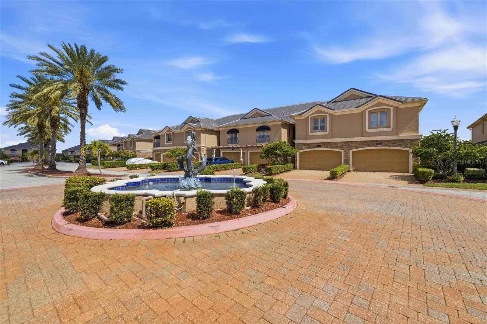 Townhouse at 615 SAXONY BLVD, ST PETERSBURG, photo 51 of 78