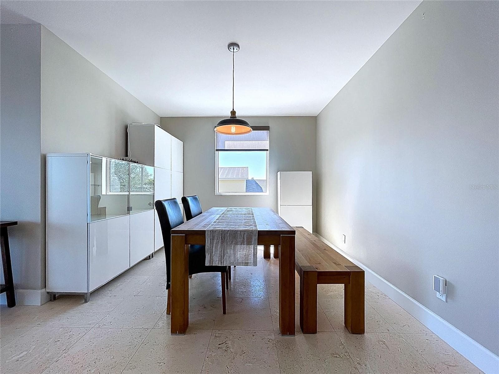 Single Family Residence at 306 BAY PLZ, TREASURE ISLAND, photo 12 of 75