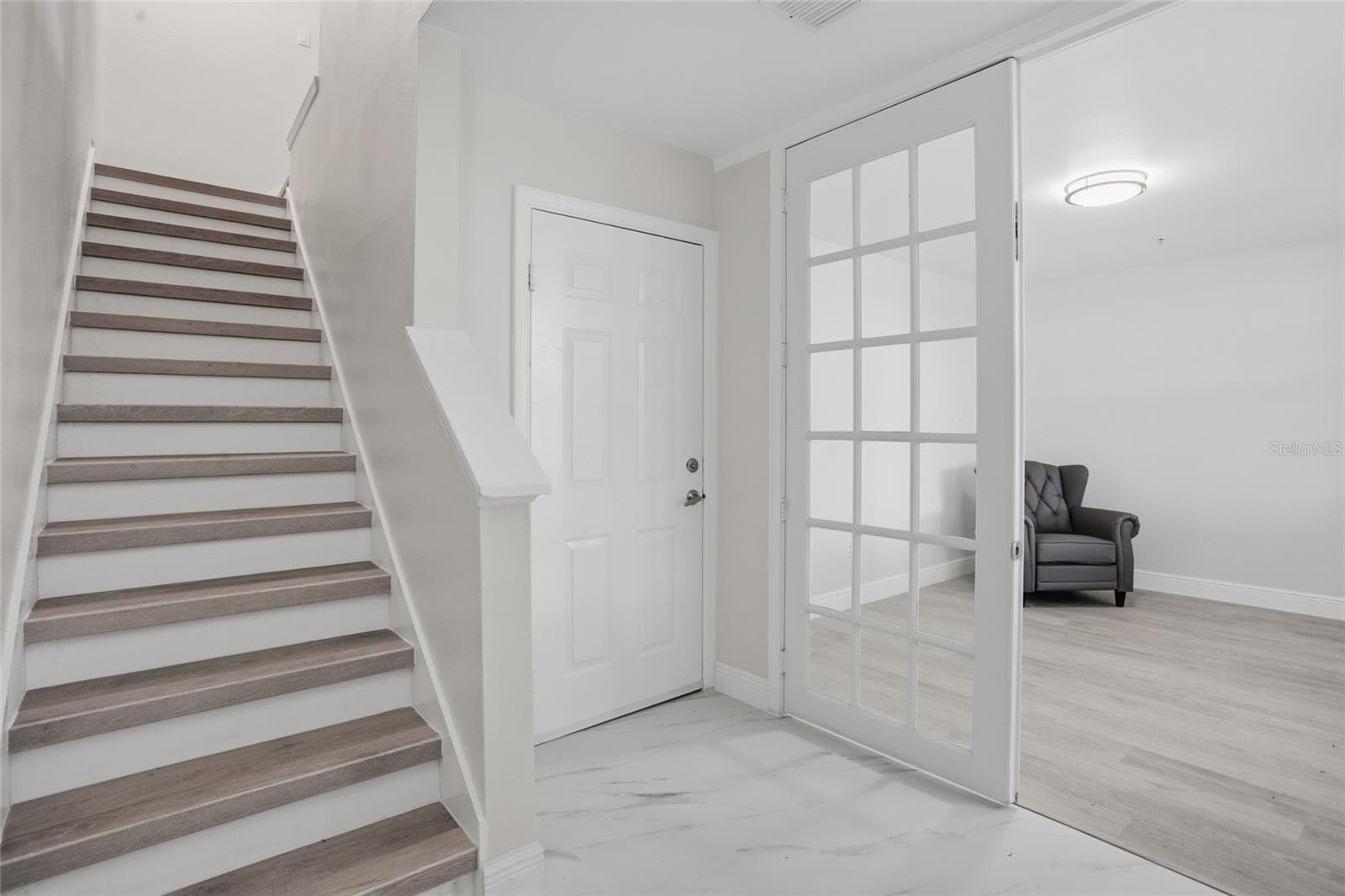 Townhouse at 1056 WATERSIDE DR, CELEBRATION, photo 5 of 38