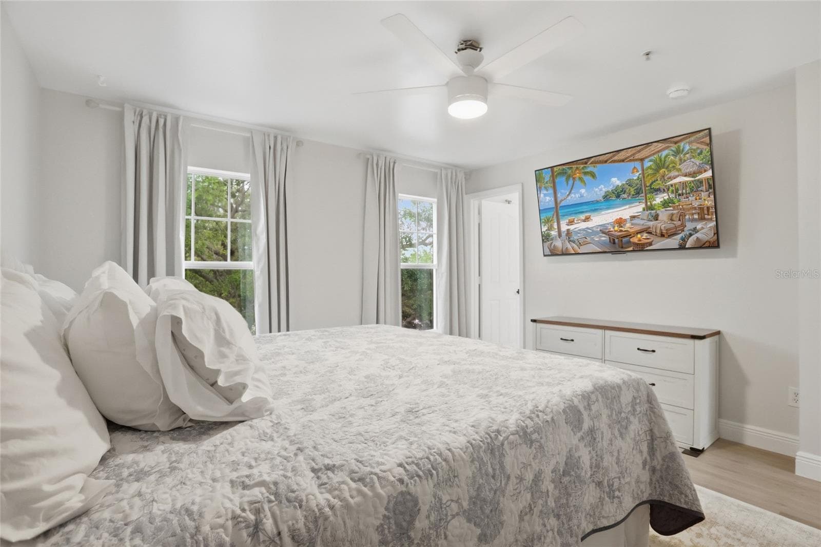 Townhouse at 1056 WATERSIDE DR, CELEBRATION, photo 17 of 38