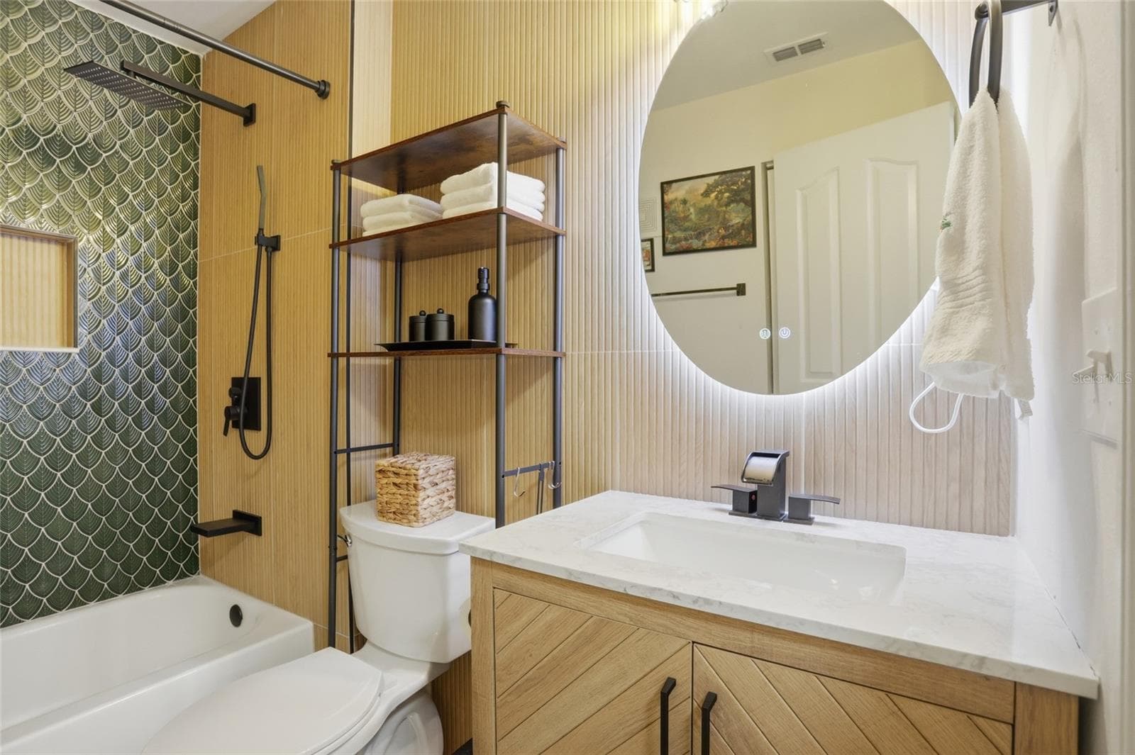 Townhouse at 1056 WATERSIDE DR, CELEBRATION, photo 24 of 38