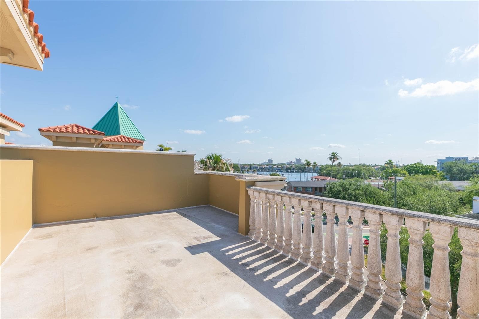 The views of the marina, the city, the Islands activity... - 114 E DAVIS BLVD #13, TAMPA
