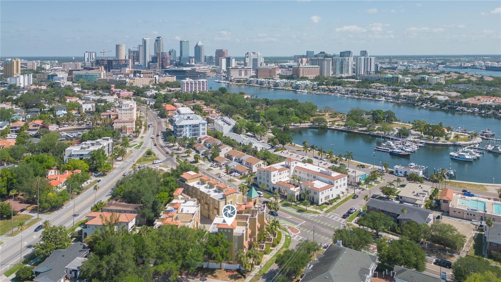 Location, location, location... - 114 E DAVIS BLVD #13, TAMPA