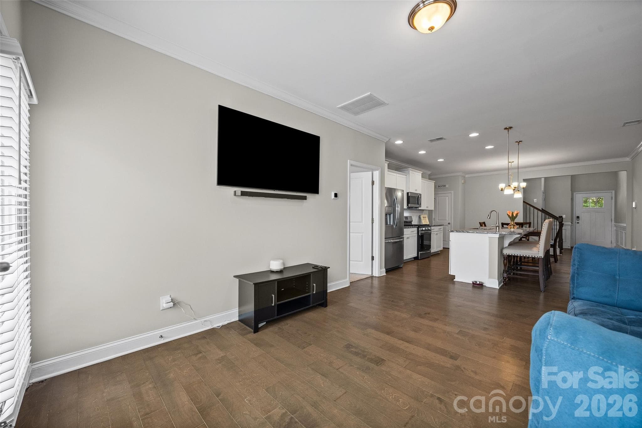 Townhouse at 979 Pennington Drive, Lancaster, photo 12 of 47