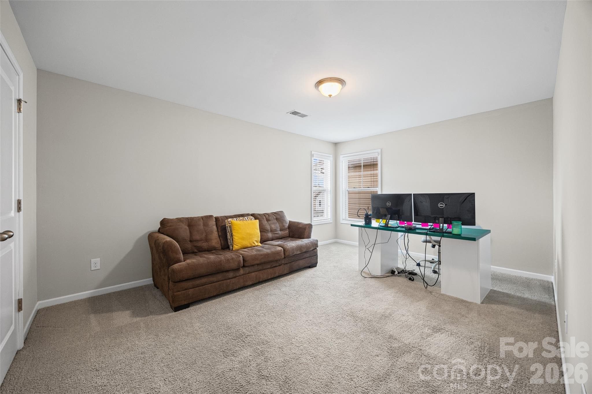 Townhouse at 979 Pennington Drive, Lancaster, photo 23 of 47