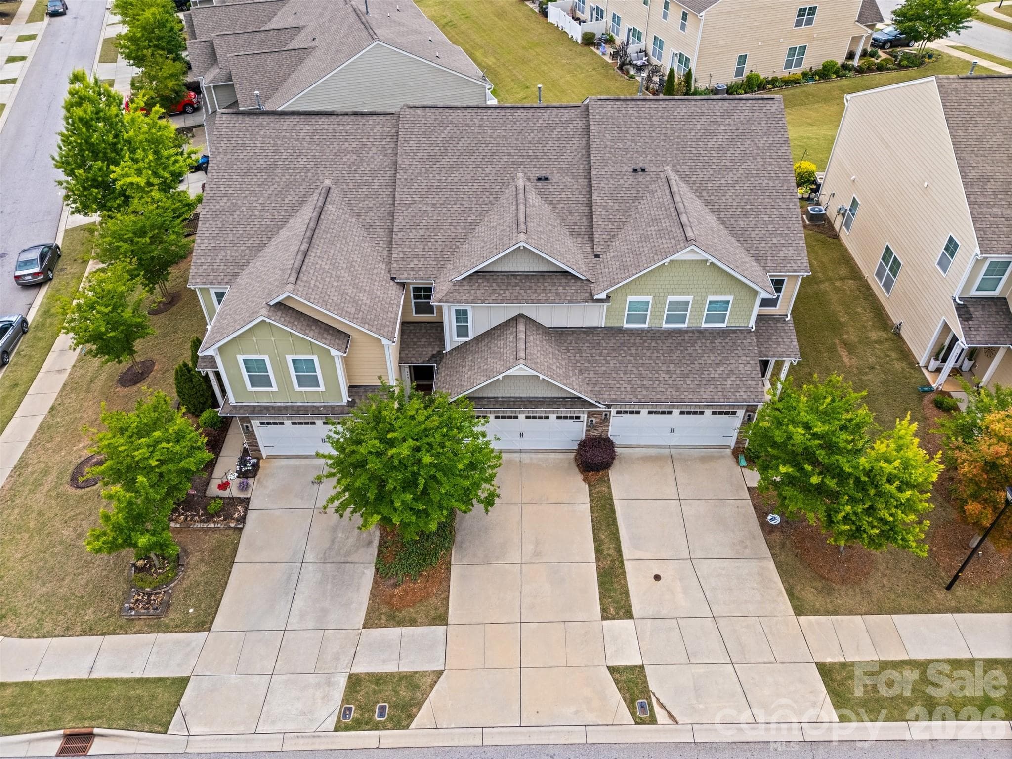 Townhouse at 979 Pennington Drive, Lancaster, photo 30 of 47