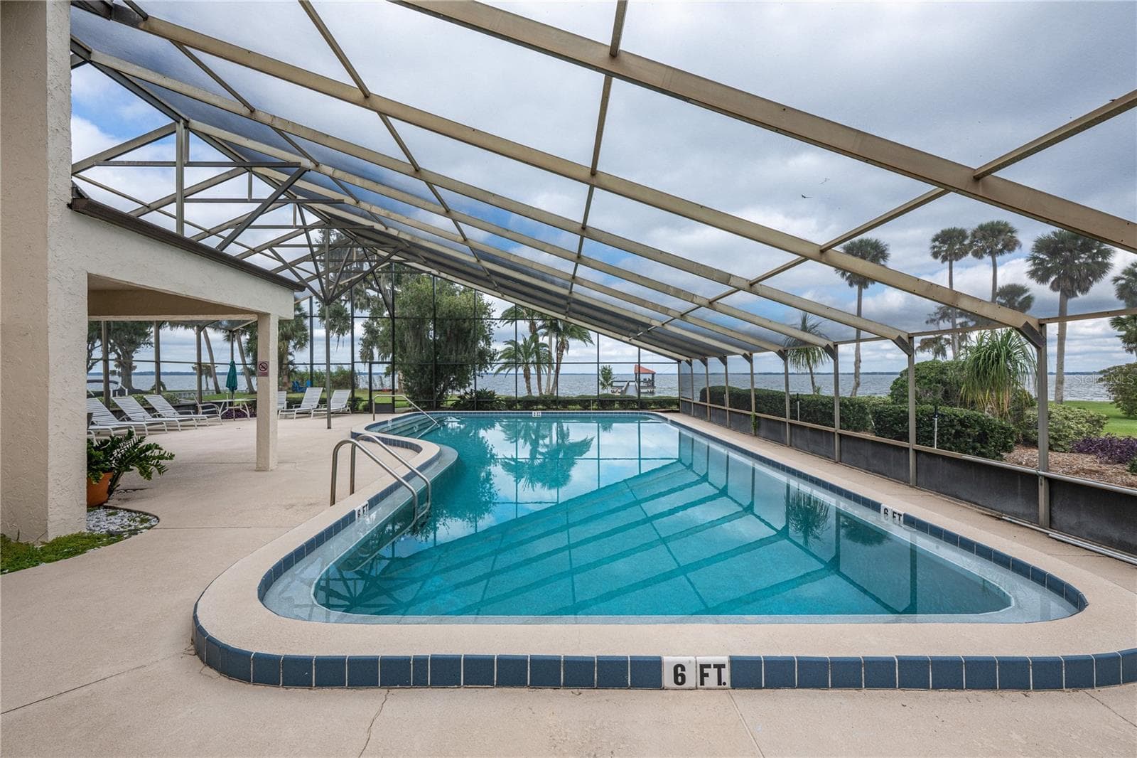 Clubhouse Pool - 109 WATERWOOD DR, YALAHA