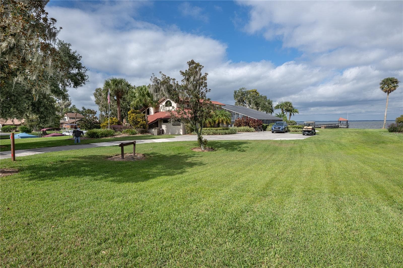 Clubhouse - 109 WATERWOOD DR, YALAHA