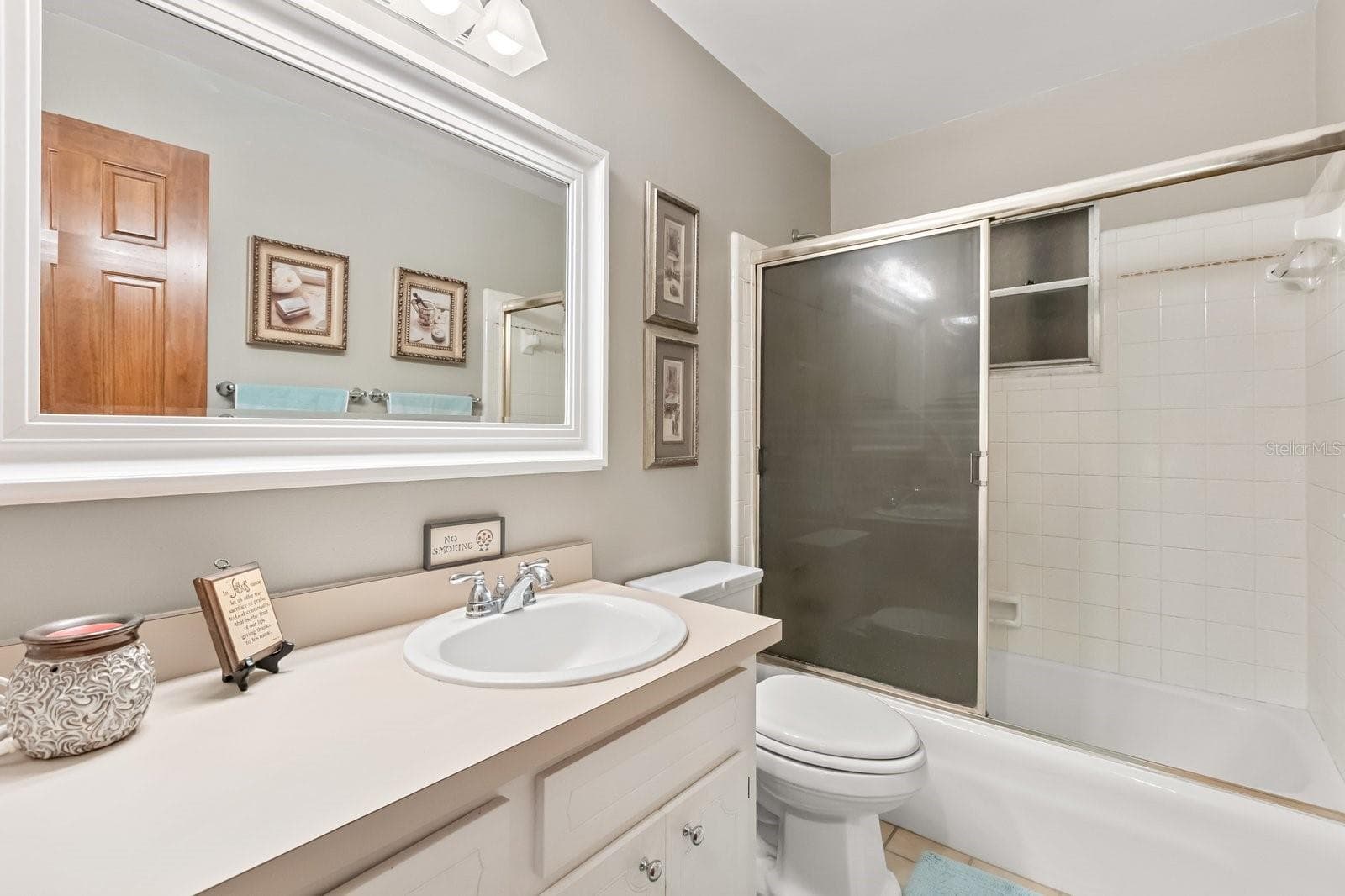 Bathroom 2 - 4925 HOPERITA ST, ORLANDO