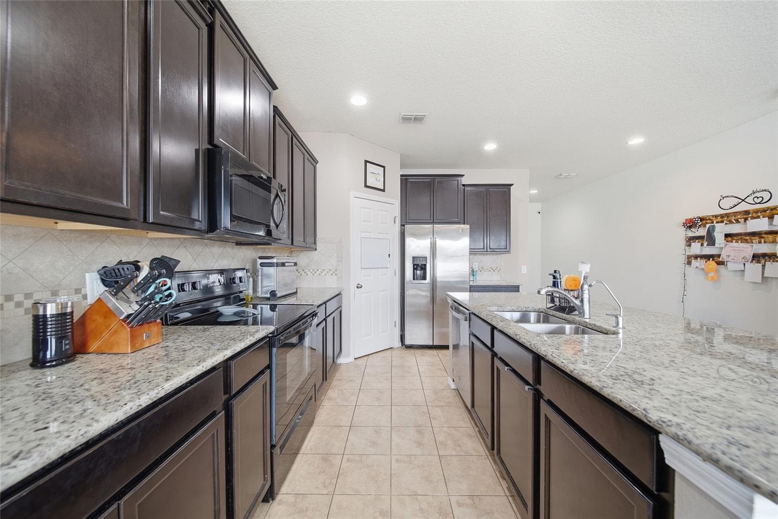 Kitchen - 15476 STONE HOUSE DR, BROOKSVILLE
