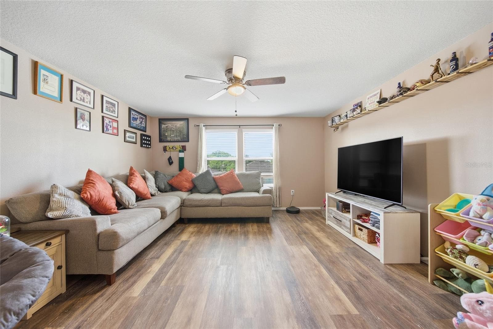 Loft - 15476 STONE HOUSE DR, BROOKSVILLE