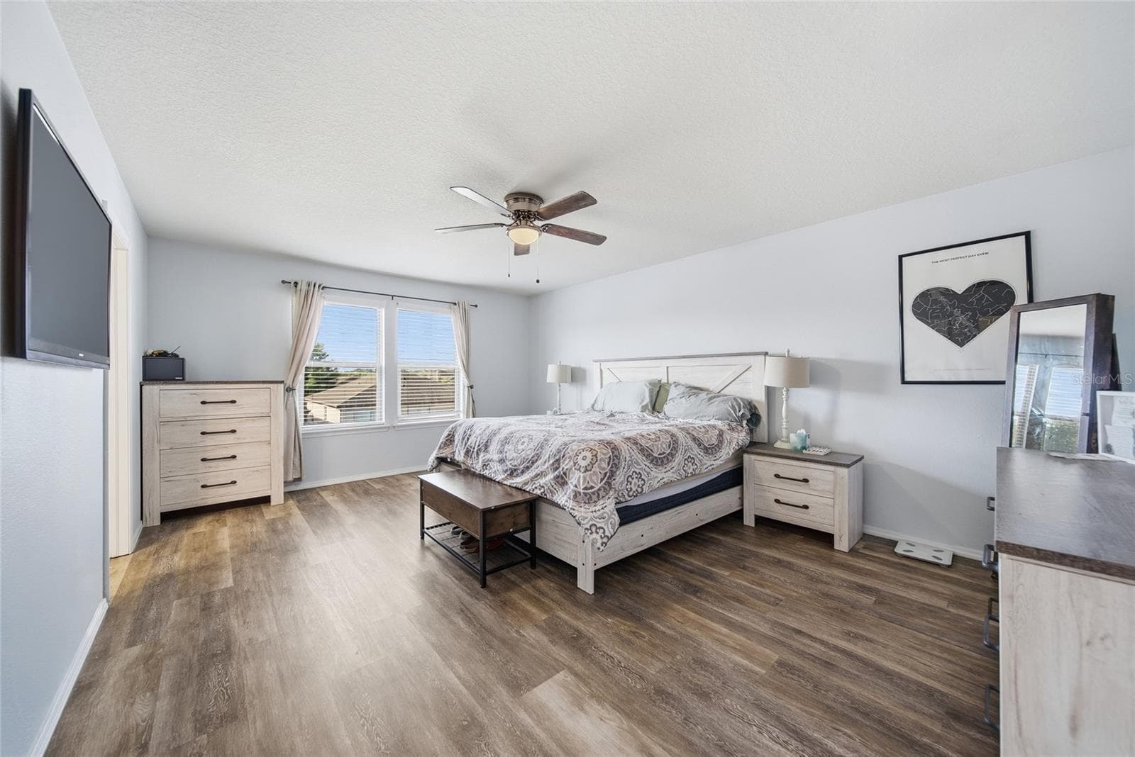 Spacious Primary Bedroom - 15476 STONE HOUSE DR, BROOKSVILLE