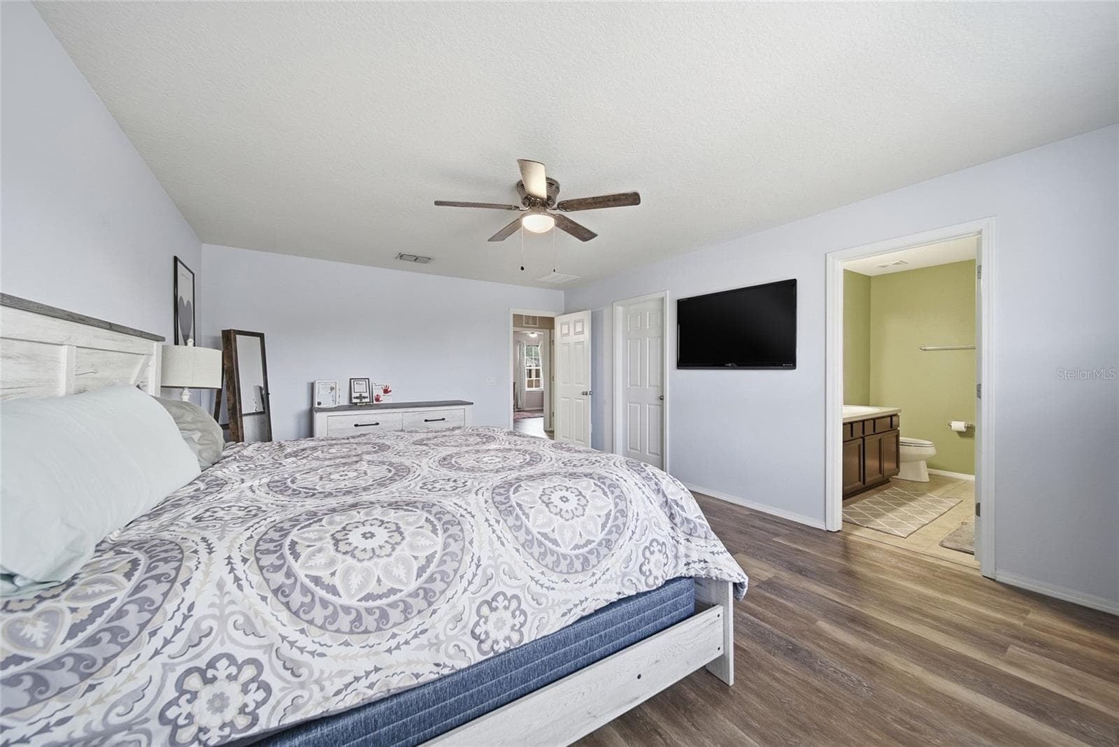 Primary Bedroom with Ensuite - 15476 STONE HOUSE DR, BROOKSVILLE