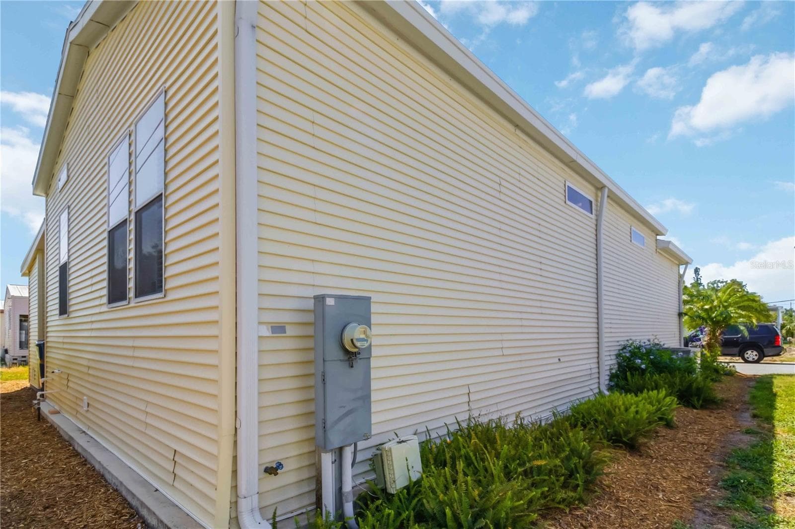 Manufactured Home at 915 50TH AVE W, BRADENTON, photo 47 of 48