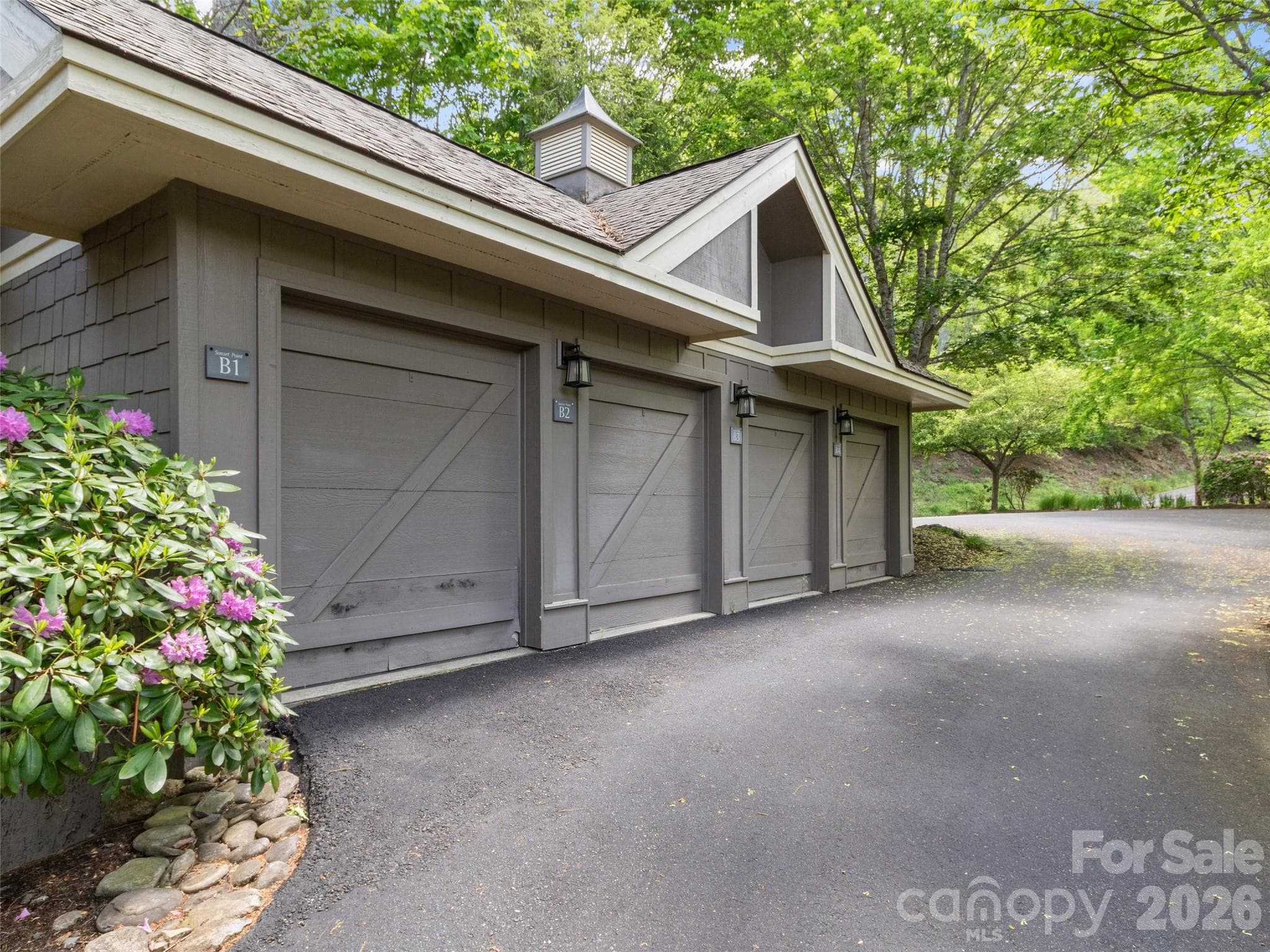 Condominium at Burnsville, photo 2 of 48