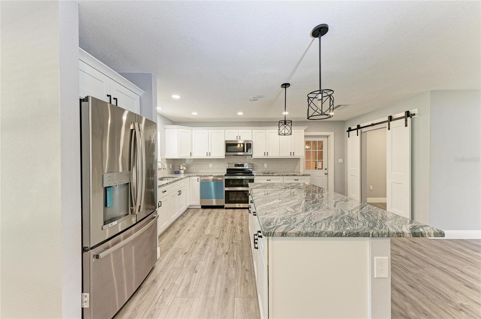 Single Family Residence at 2401 10TH ST W, PALMETTO, photo 11 of 46