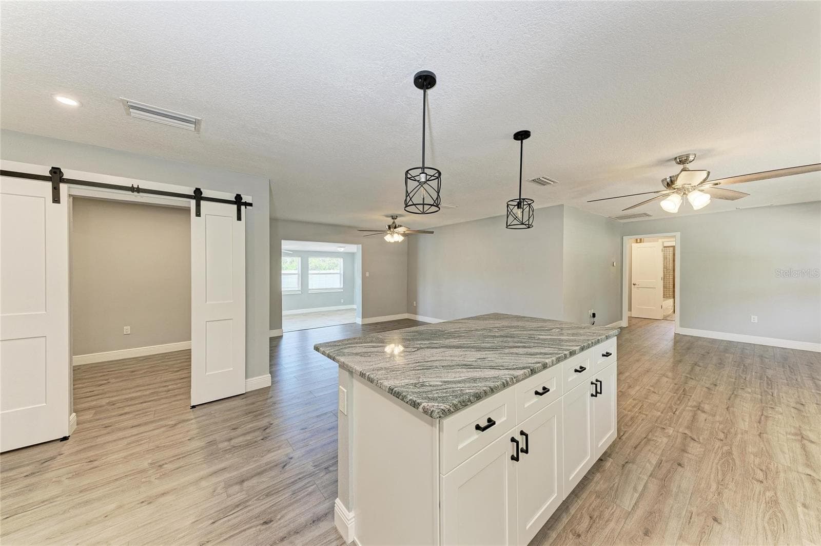Single Family Residence at 2401 10TH ST W, PALMETTO, photo 14 of 46