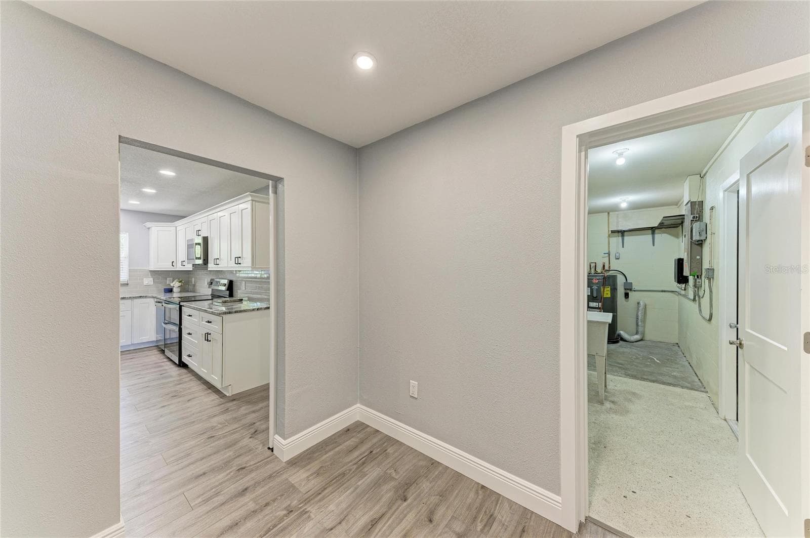 Single Family Residence at 2401 10TH ST W, PALMETTO, photo 17 of 46