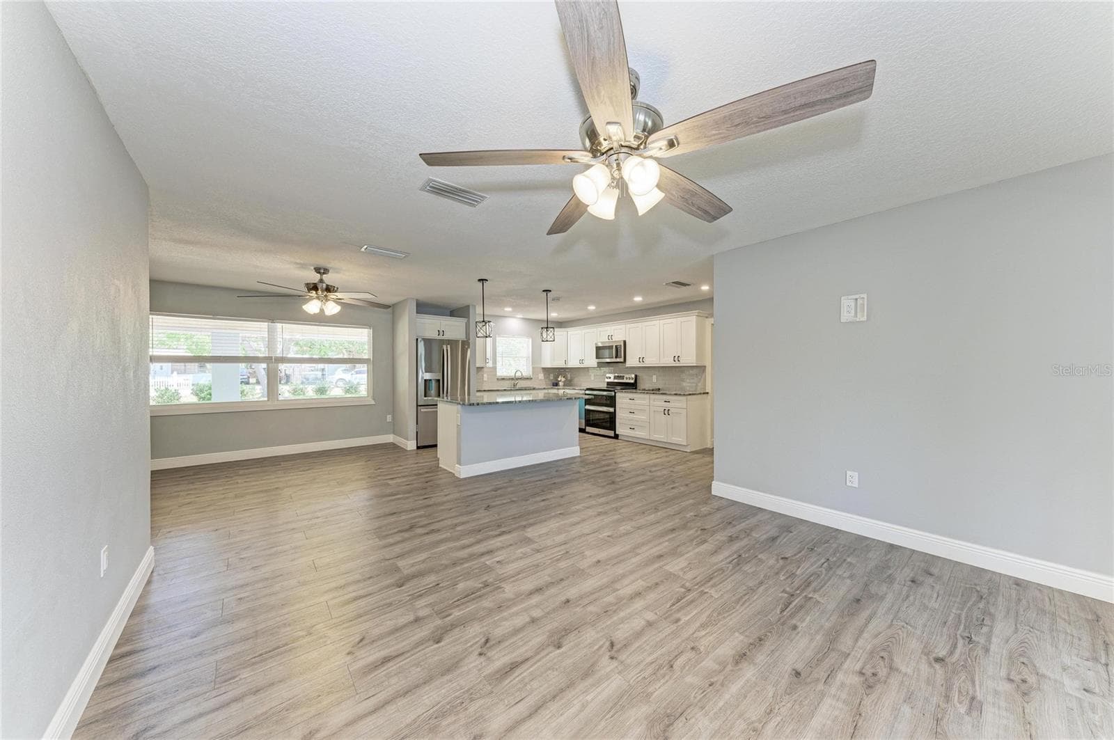 Single Family Residence at 2401 10TH ST W, PALMETTO, photo 22 of 46