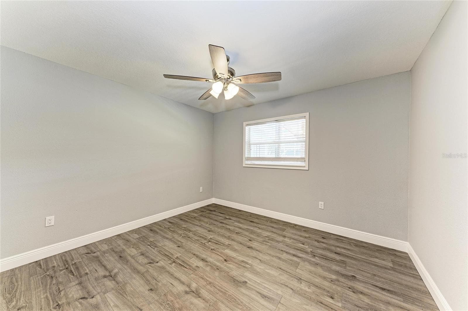 Single Family Residence at 2401 10TH ST W, PALMETTO, photo 28 of 46
