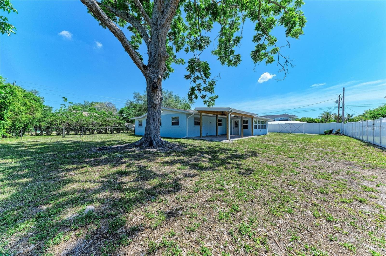 Single Family Residence at 2401 10TH ST W, PALMETTO, photo 42 of 46