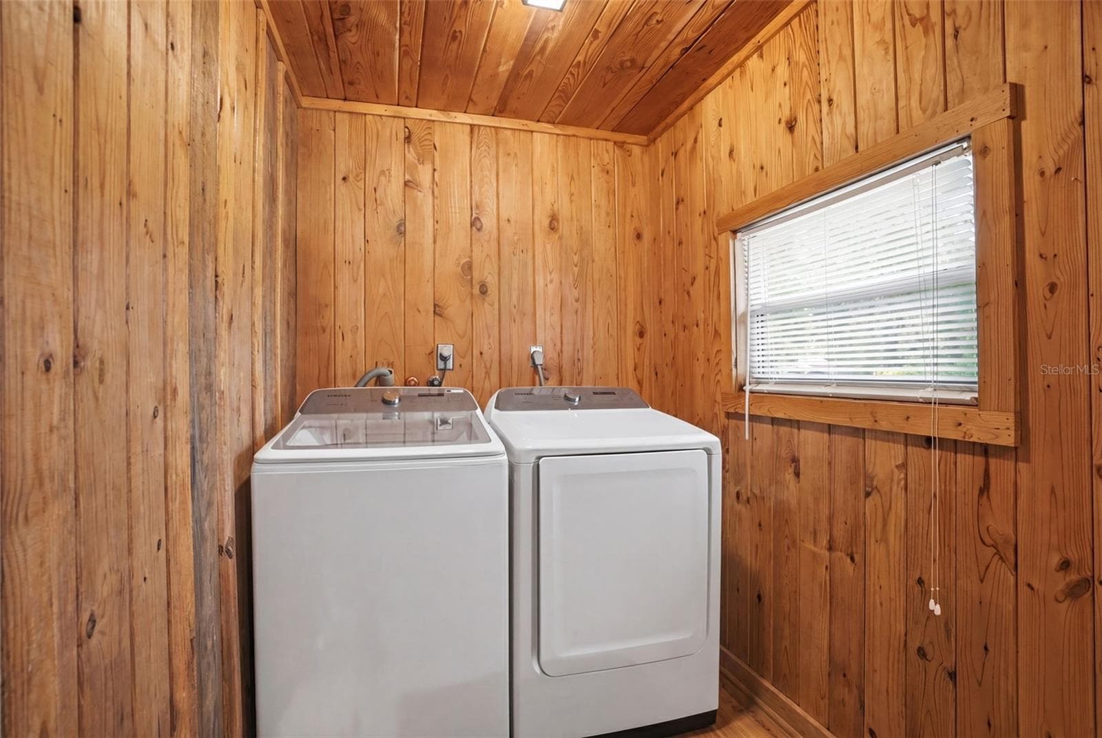 Single Family Residence at 14350 NE 191ST ST, FORT MC COY, photo 30 of 61