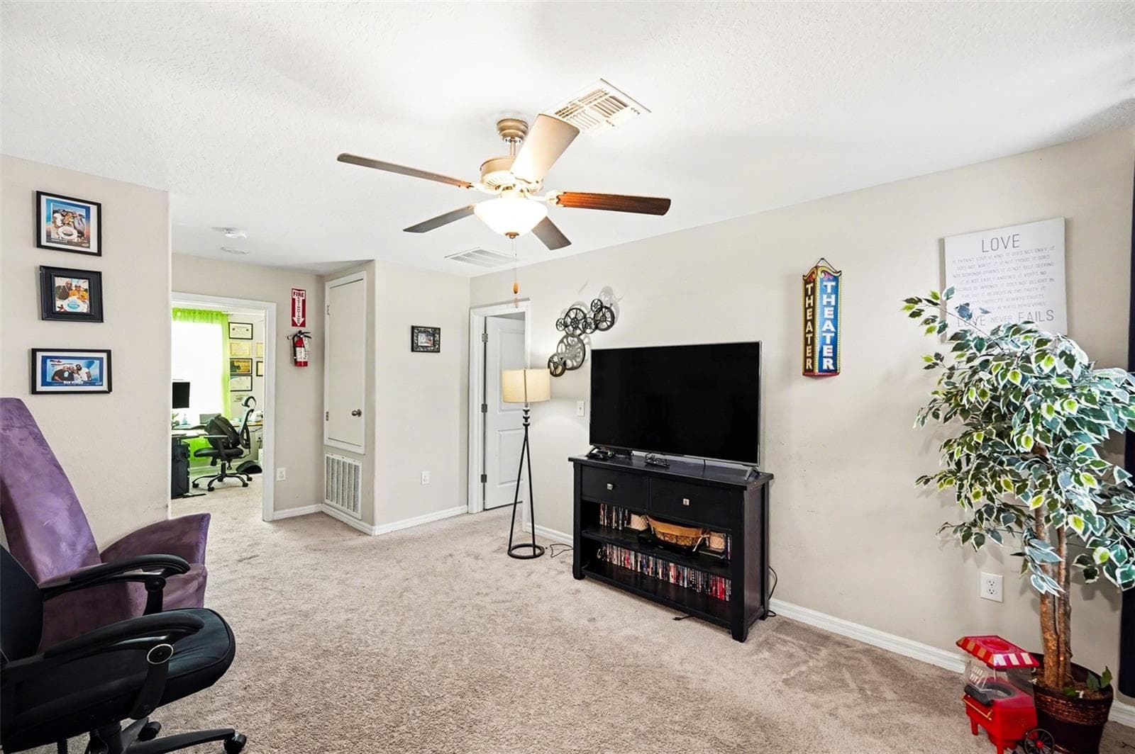 Single Family Residence at 882 OLIVE CONCH ST, RUSKIN, photo 12 of 36