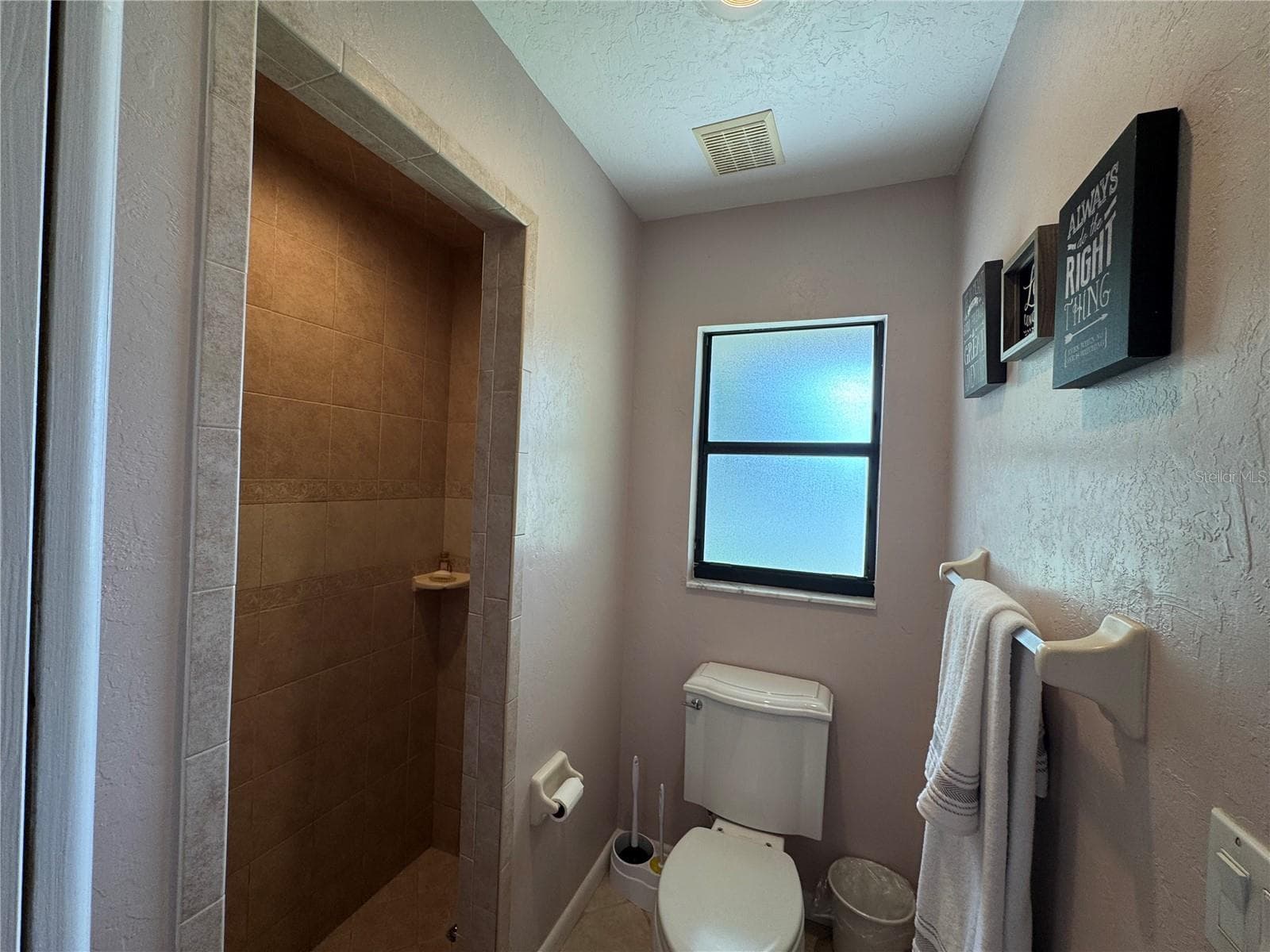 Single Family Residence at 334 W F ST #FL, FROSTPROOF, photo 24 of 48