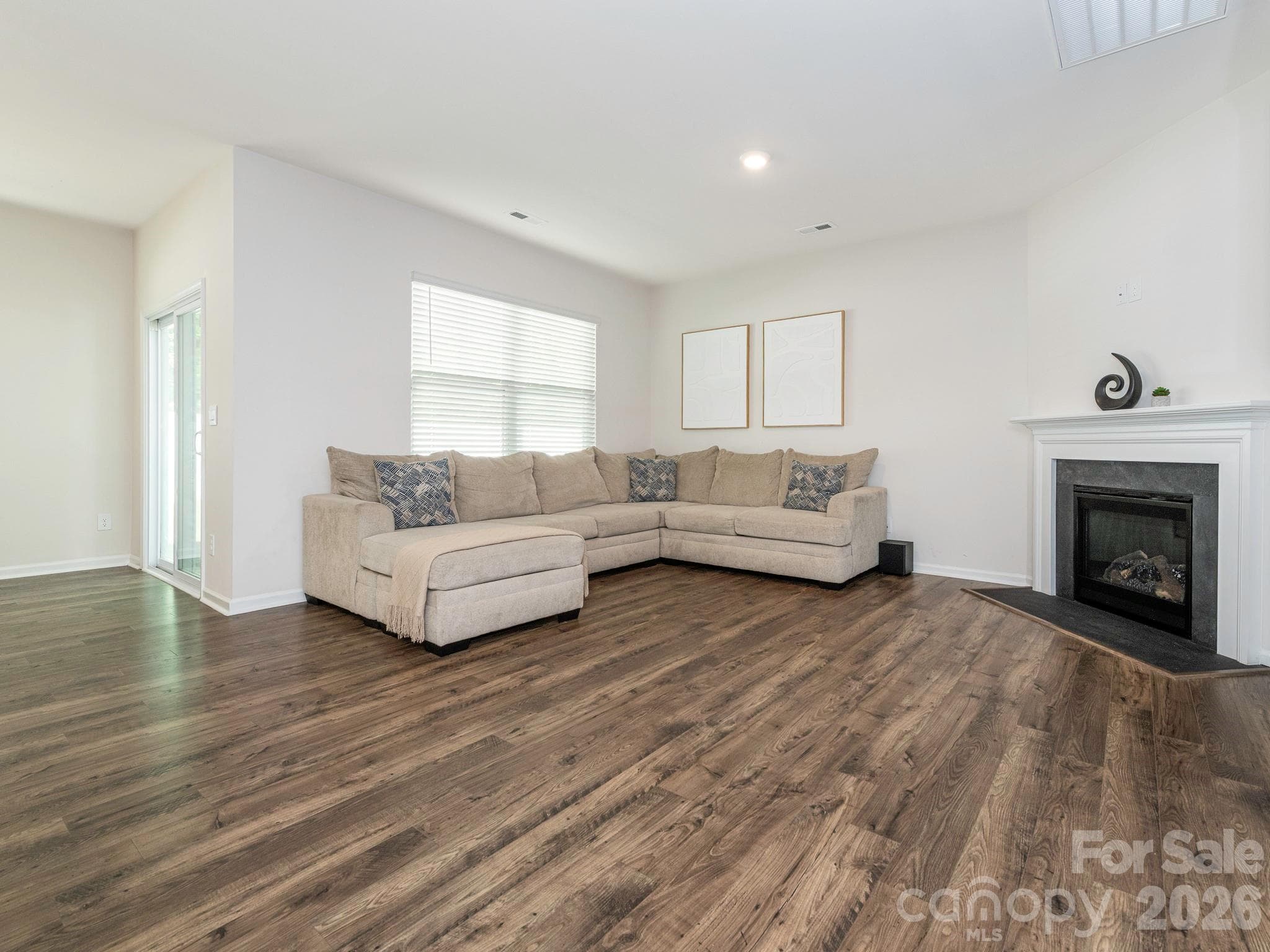 Single Family Residence at 3649 Azalea Ridge Drive, Mount Holly, photo 13 of 48