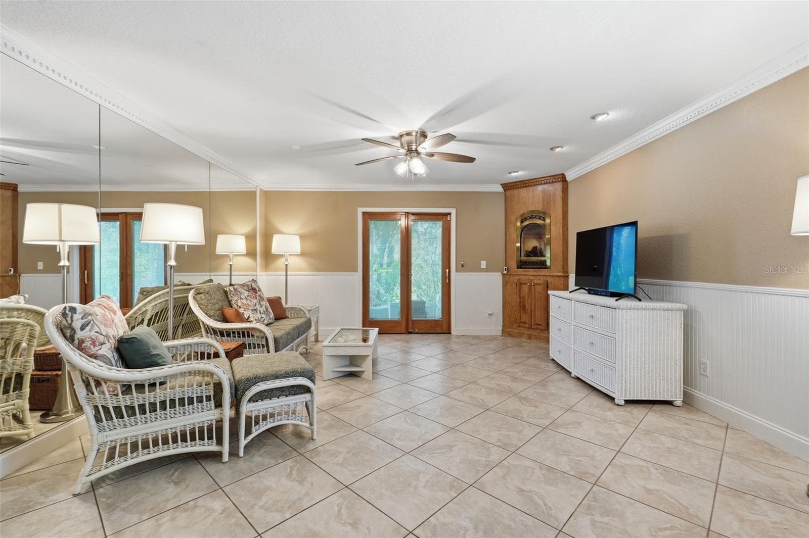Impact Sliding Doors to 1st floor screened patio and open side patio. - 14837 SEMINOLE TRL, SEMINOLE