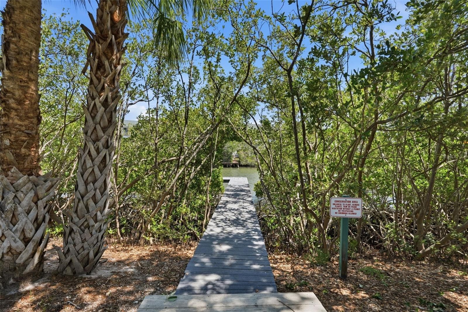 Shared Day Dock directly behind this townhome. - 14837 SEMINOLE TRL, SEMINOLE